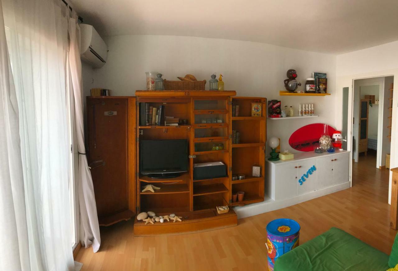 Apartamento Rits Beachfront 萨洛 外观 照片